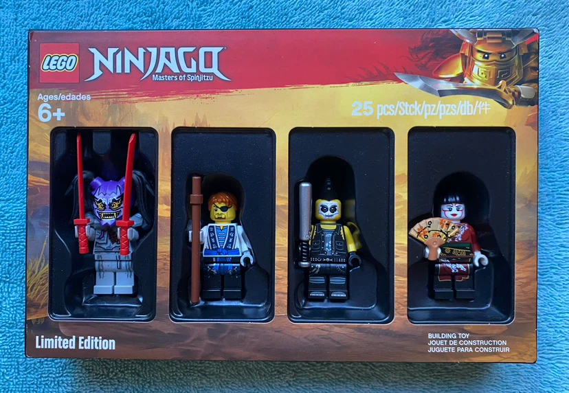 Lego Ninjago 2018 Bricktober Minifigure Set
