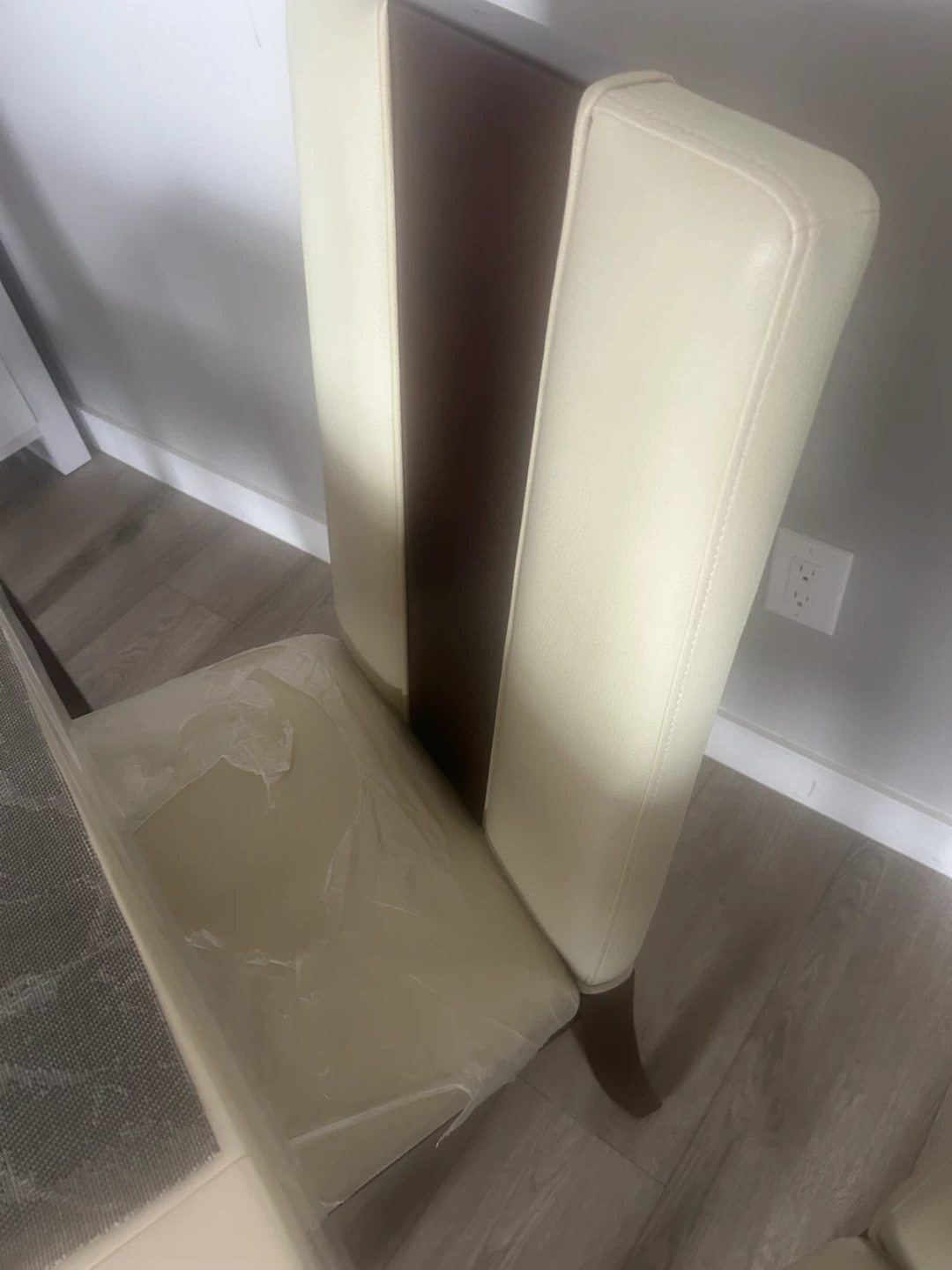 Dining Chairs with Cream Leatherette and Brown Accents - photo 4