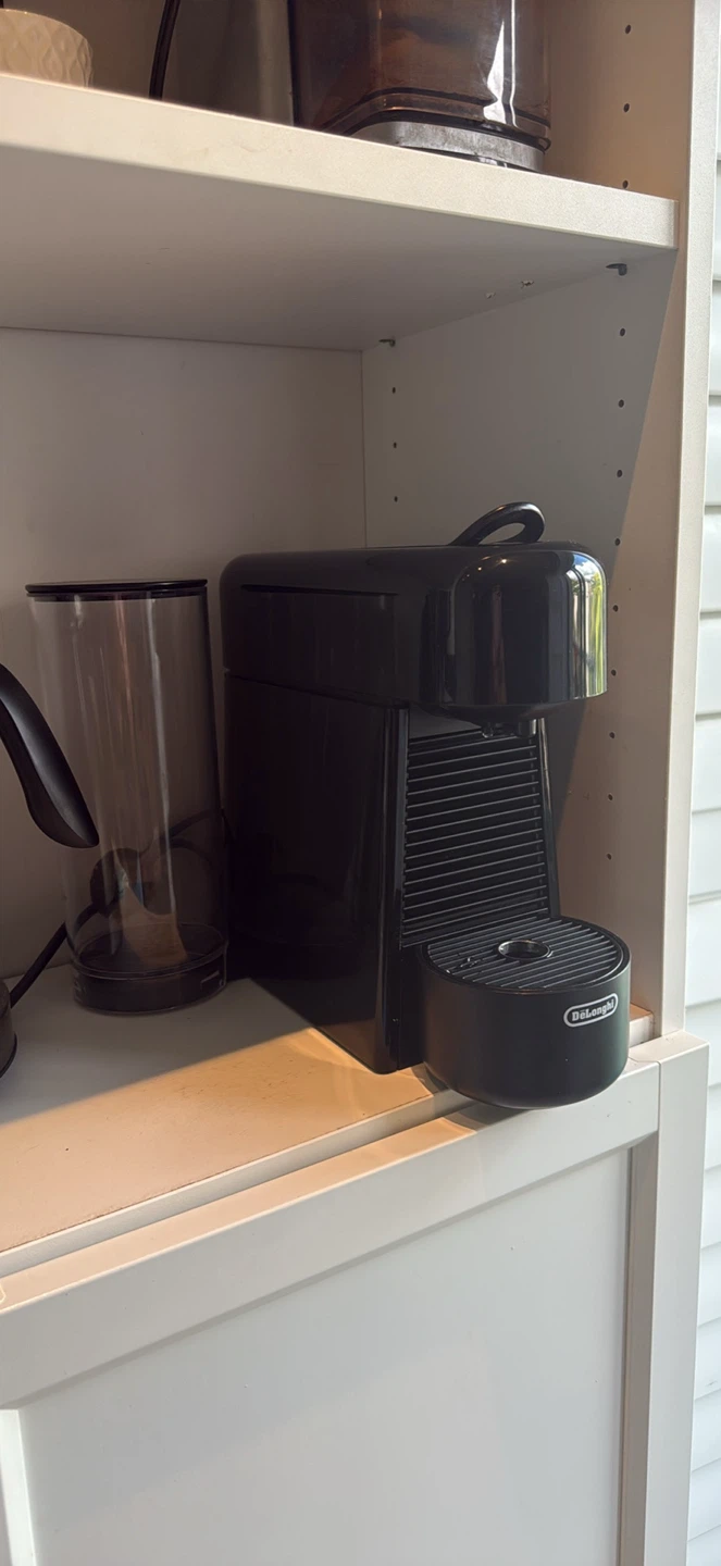 Nespresso Essenza Plus by De'Longhi, Limousine Black - photo 3