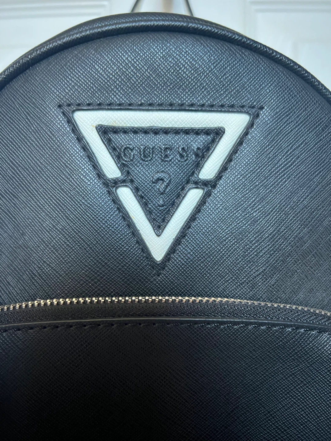 Guess Black and White Backpack - photo 2