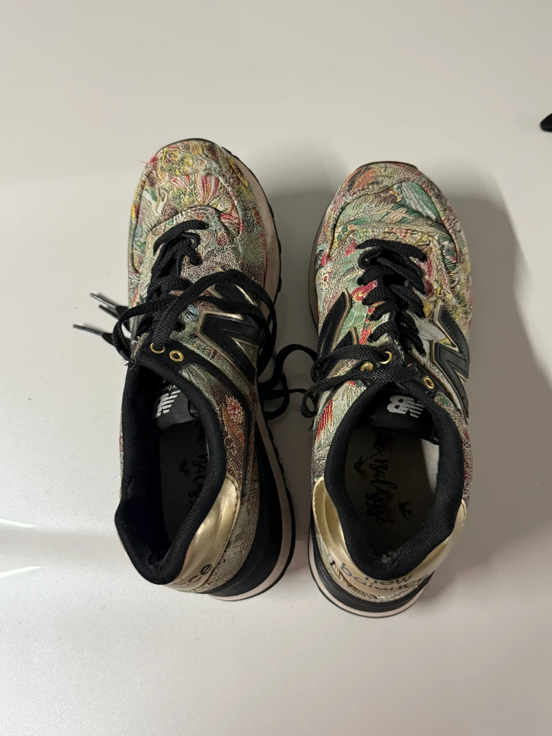 New Balance 574 Floral Print Sneakers. Size 8.5 - photo 2