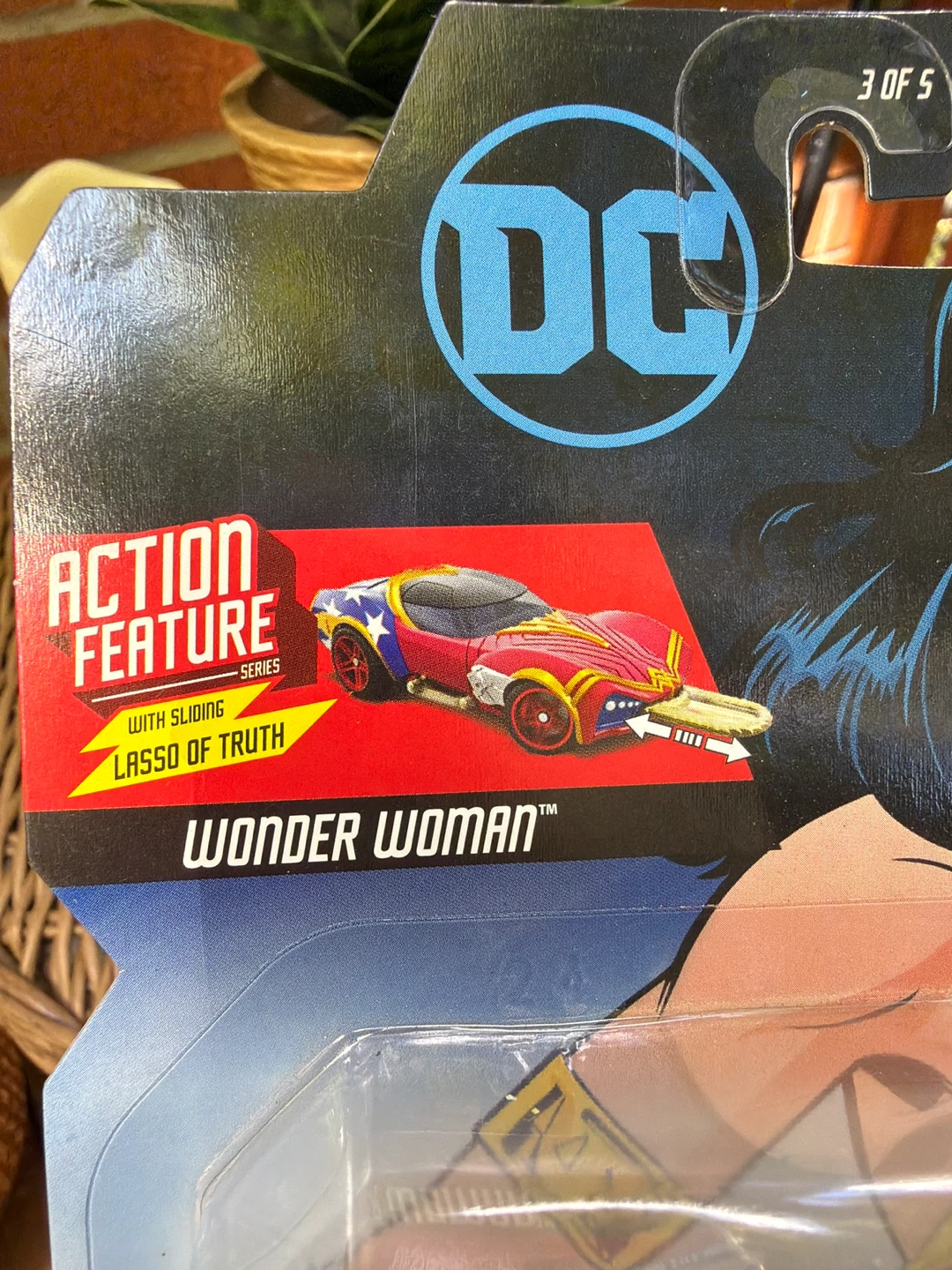 BNNU Hot Wheels Wonder Woman Character Car - photo 4