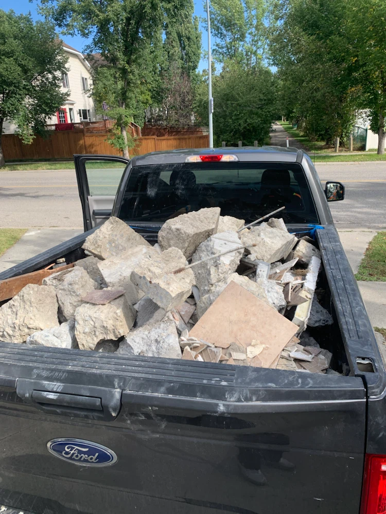 Moving truck - photo 2