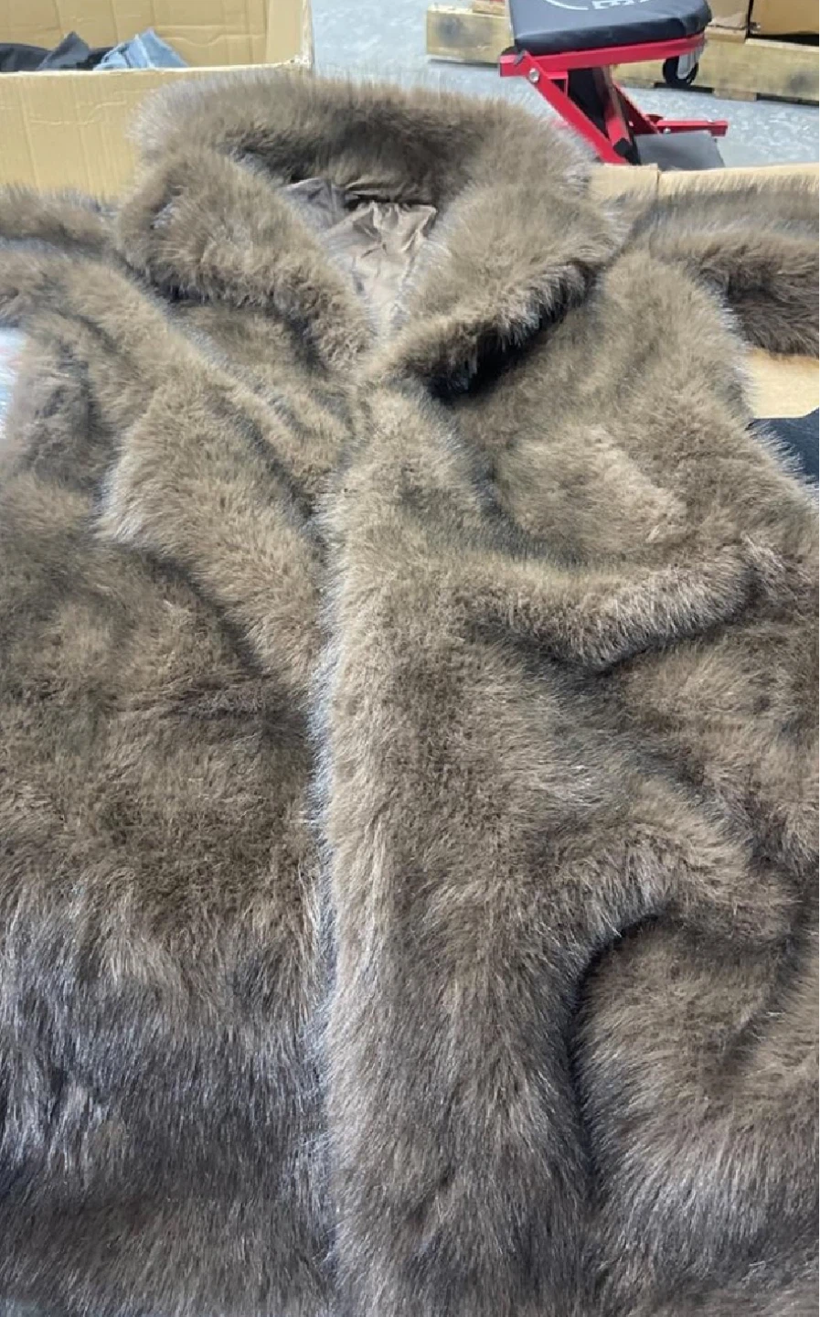 Zara Faux Fur Coat XXL - photo 4