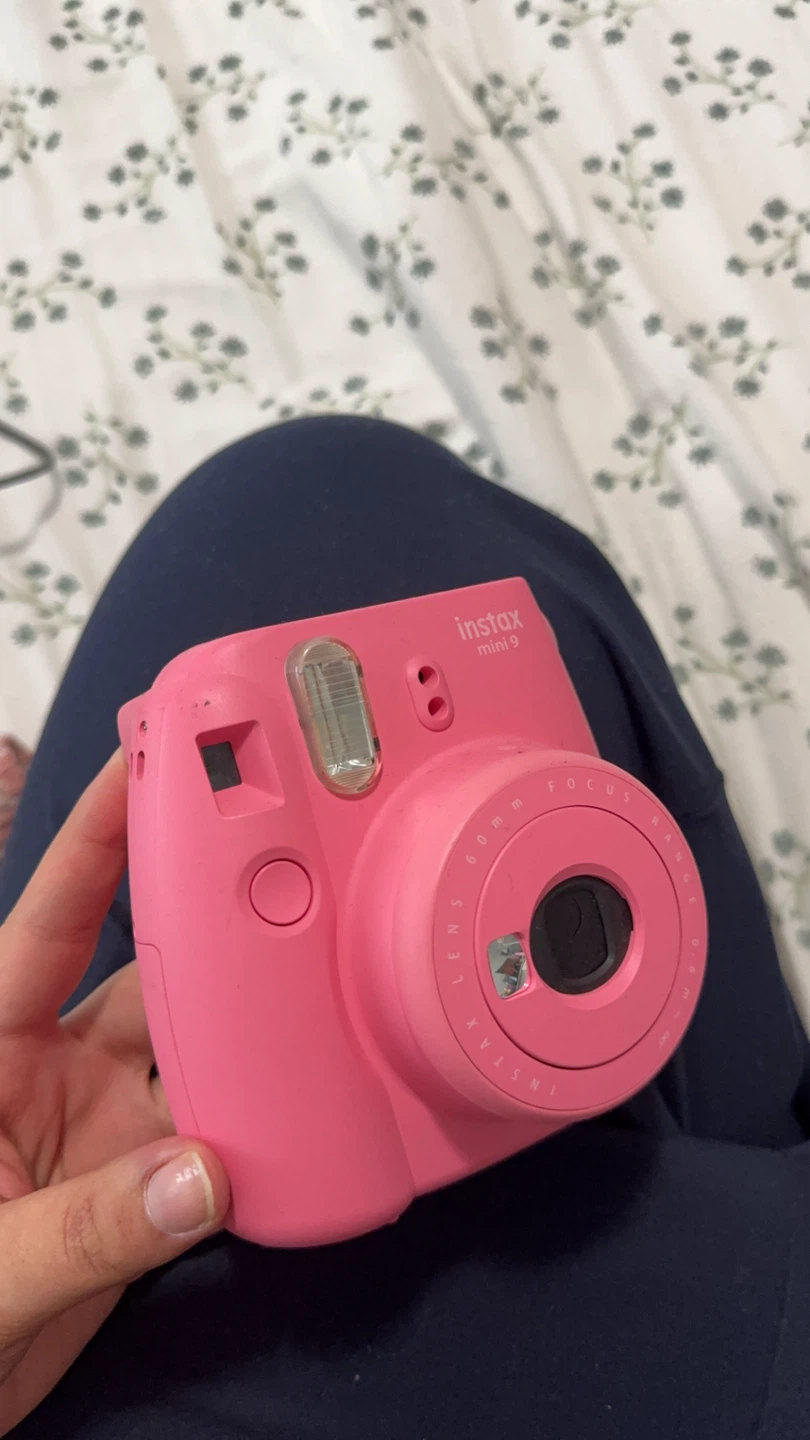 Fujifilm Instax Mini 9 – Pink Instant Camera 💗 - photo 2