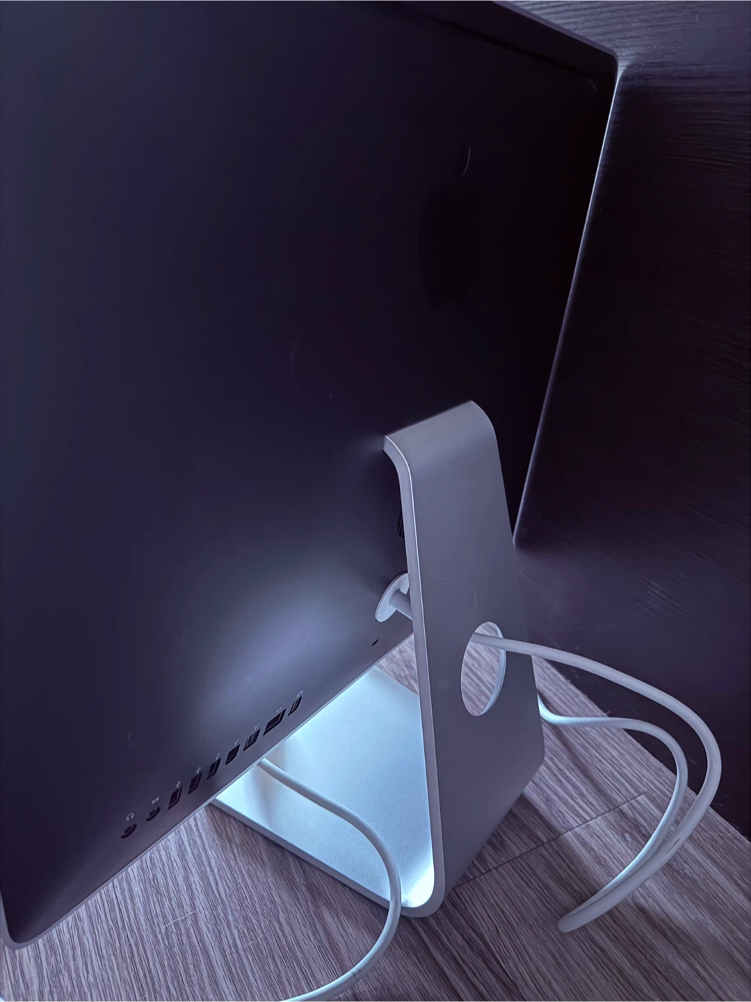 FULLY OPERATiONAL • Older Model APPLE iMAC $50 FIRM - photo 3