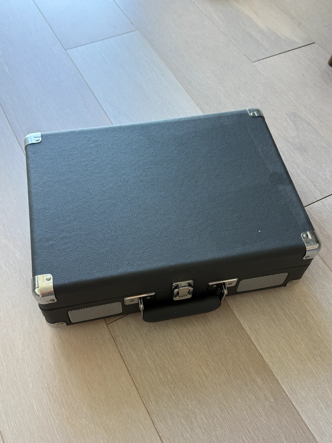 Crosley Portable Record Player - photo 2