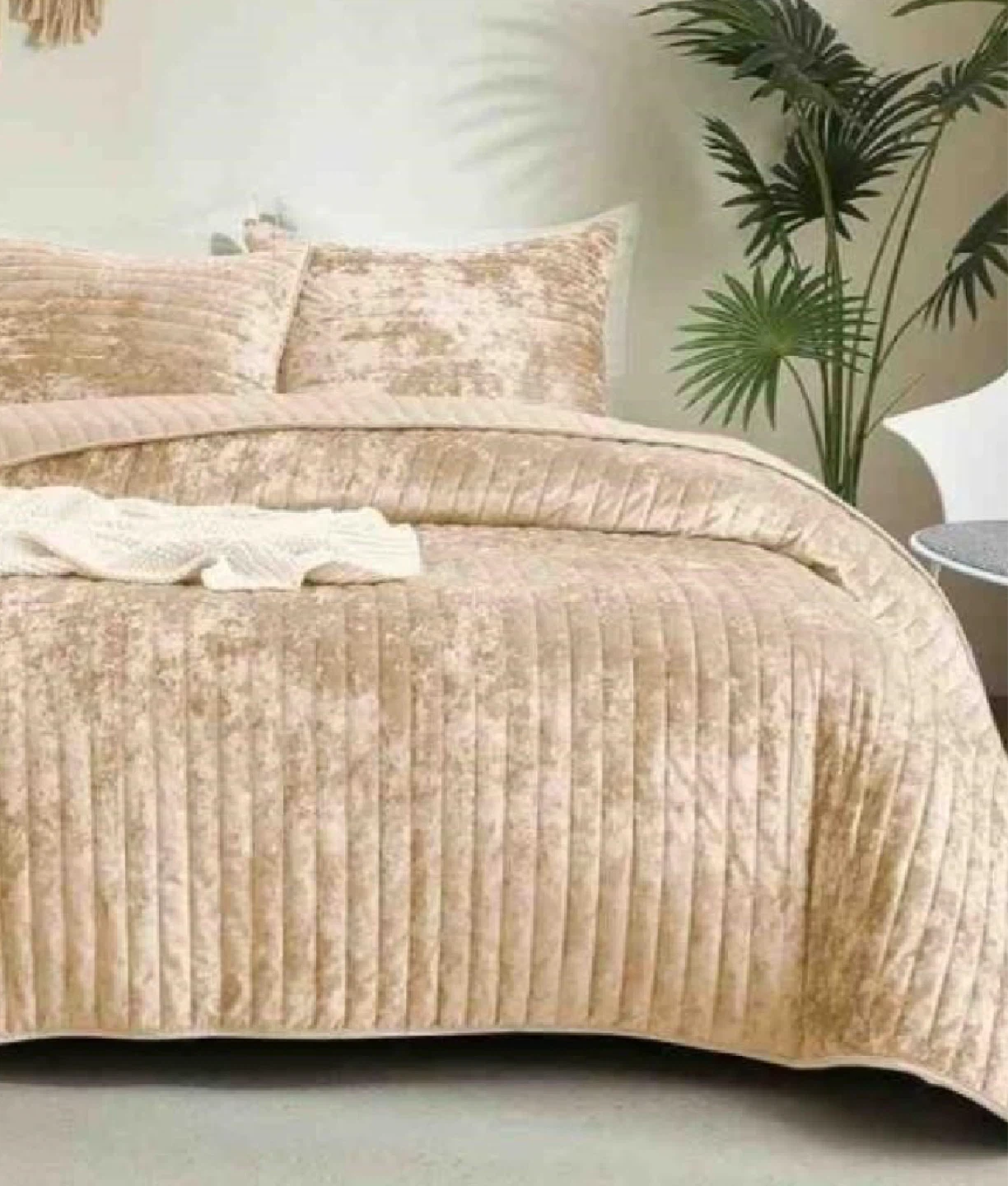 Velvet Quilt Set - Gold