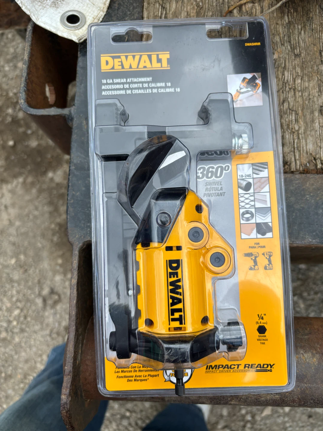 DEWALT 18 GA Shear Attachment