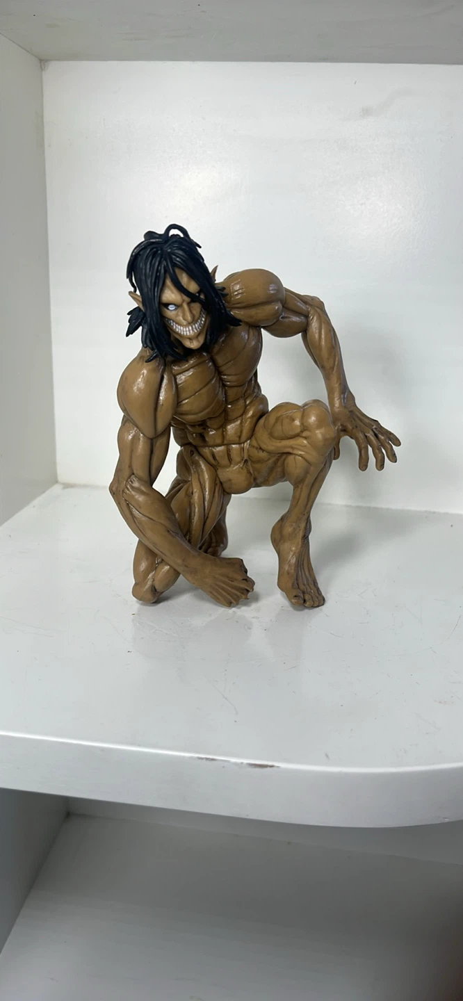 Attack on Titan Eren Yeager Attack Titan Figure