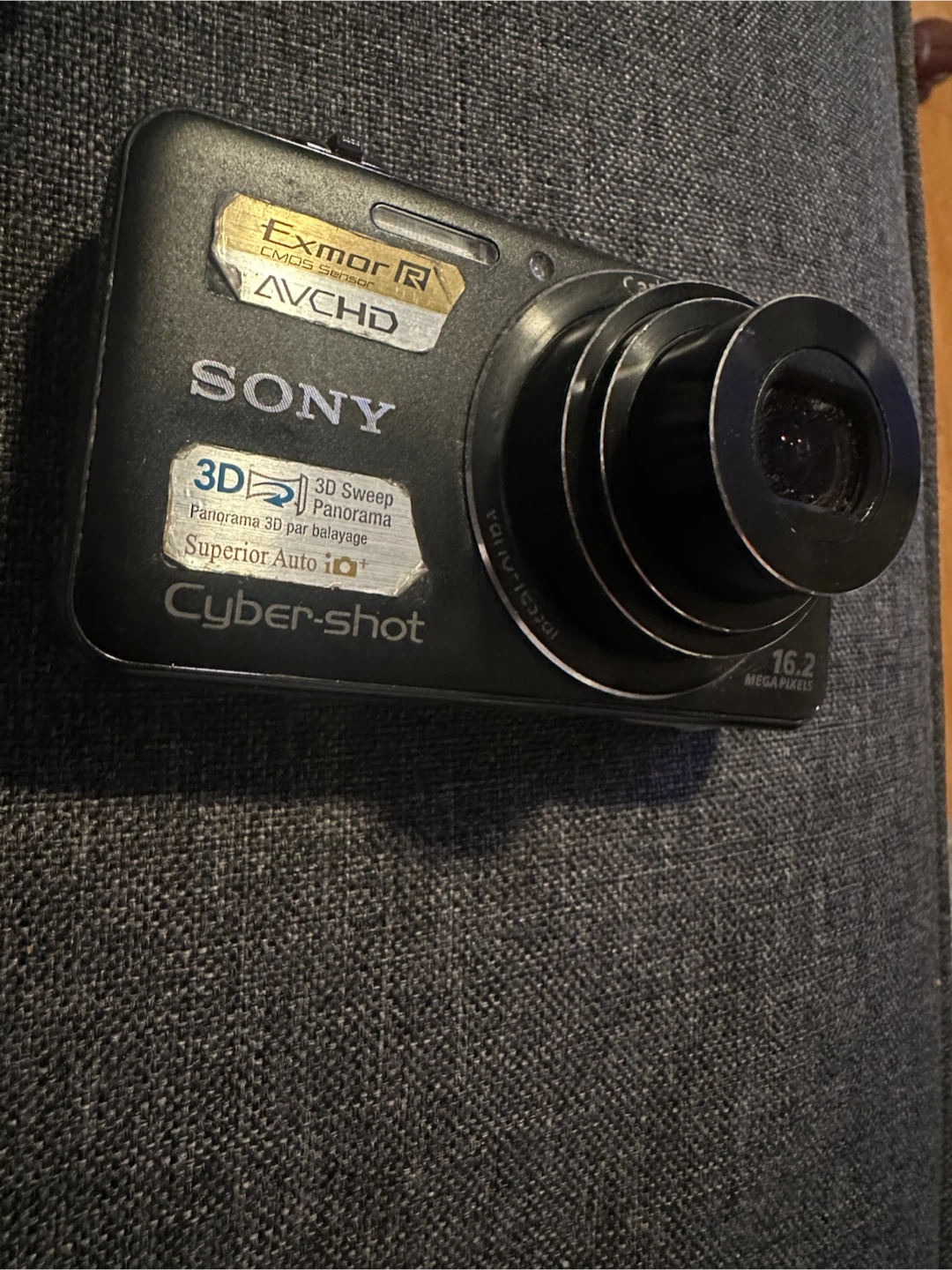 Sony Cybershot Camera - photo 3