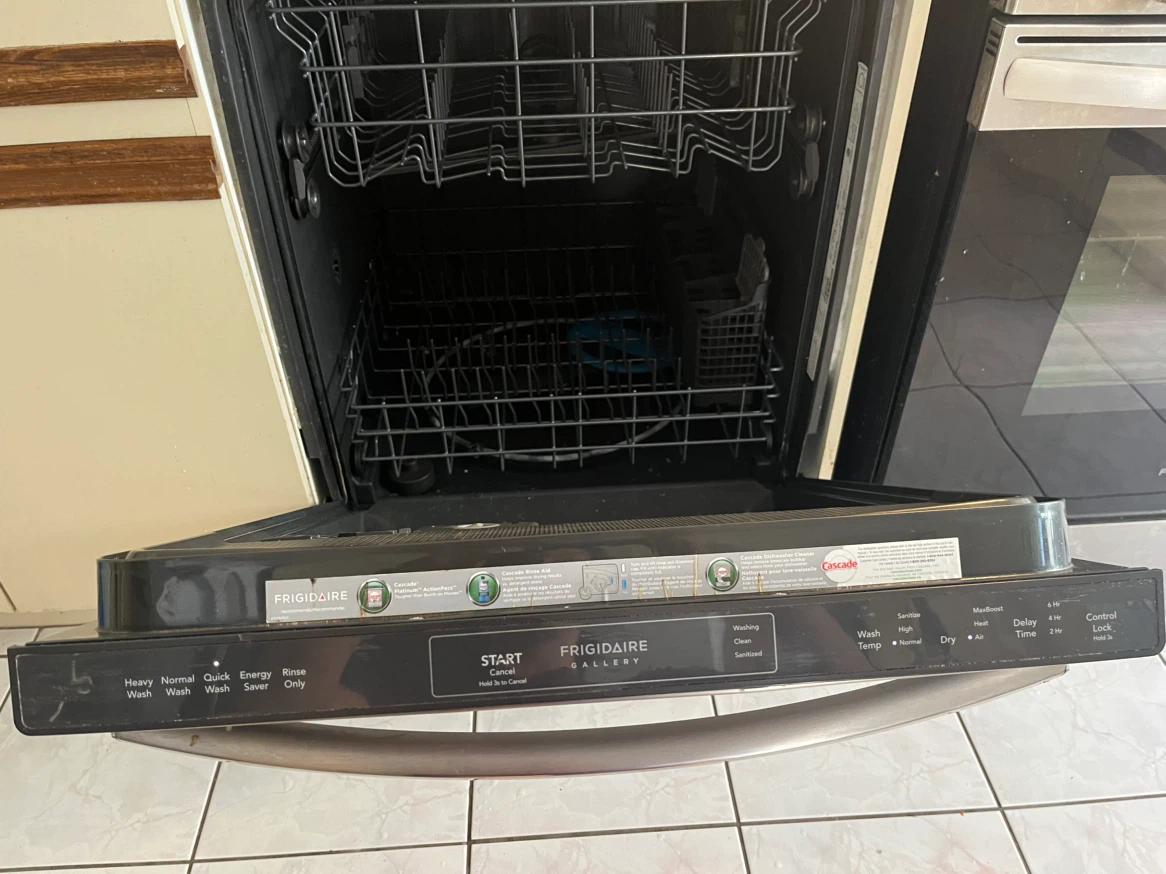 Frigidaire Gallery Stainless Steel Dishwasher
