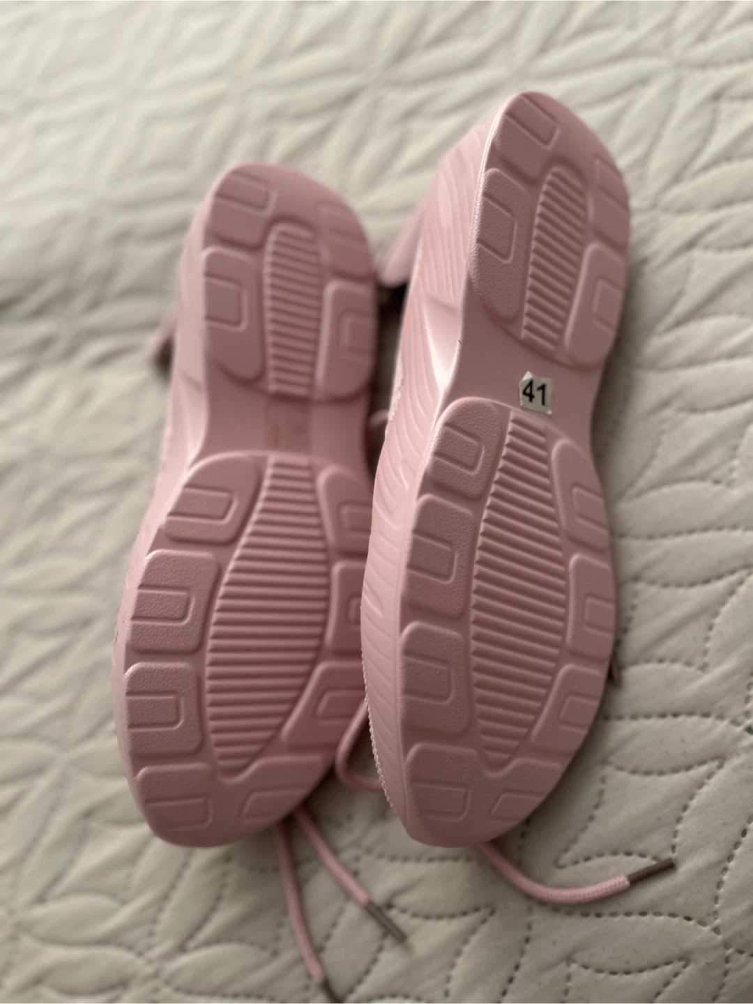 Pink women runners