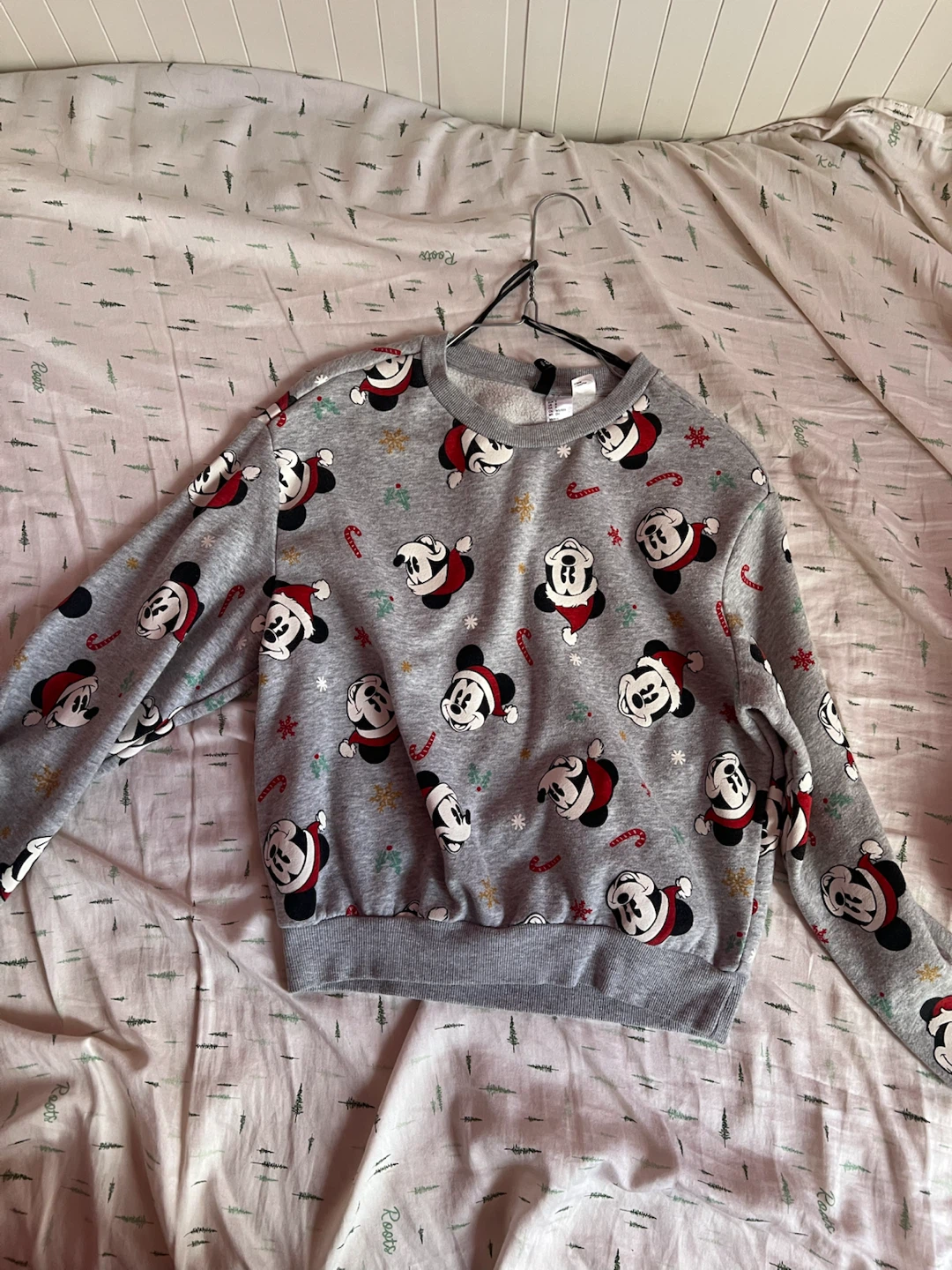 Clothes ($2 each) - photo 3