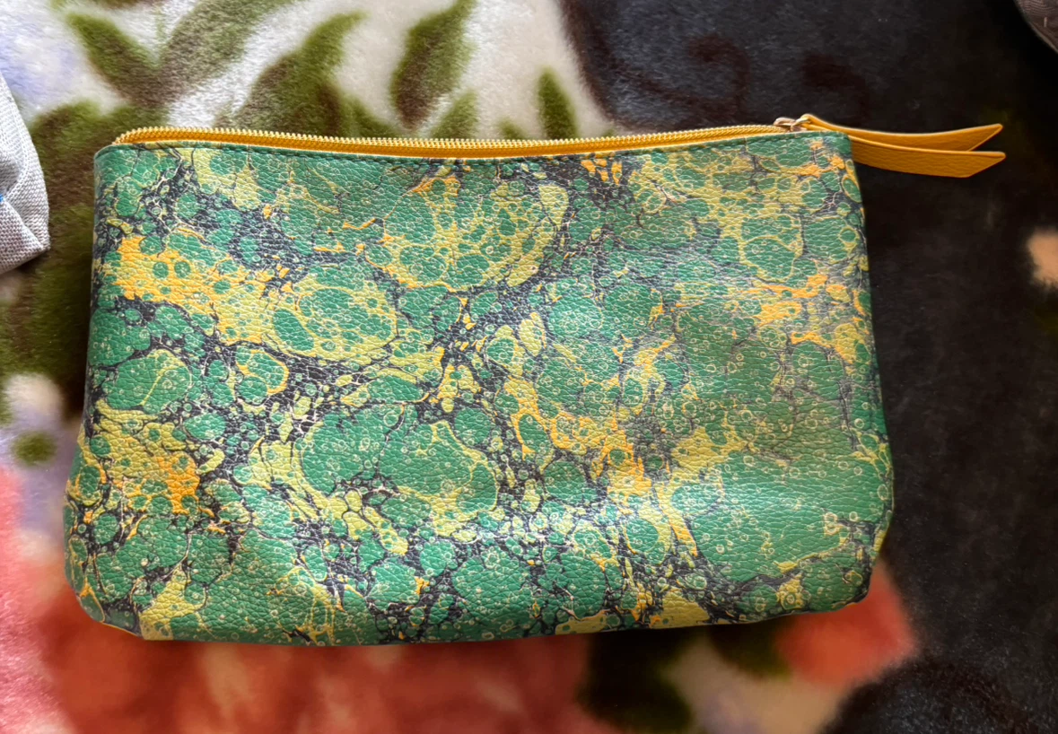 Makeup bags - photo 2