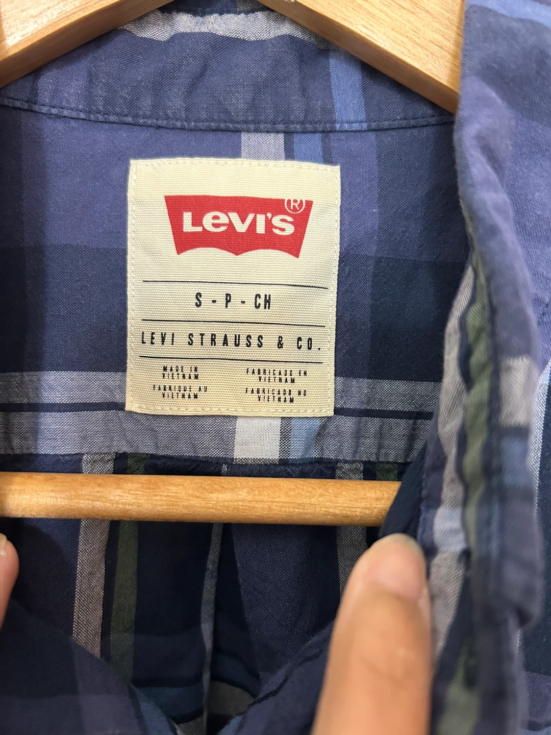Levi's Men's Plaid Short Sleeve Button-Down Shirt - photo 3