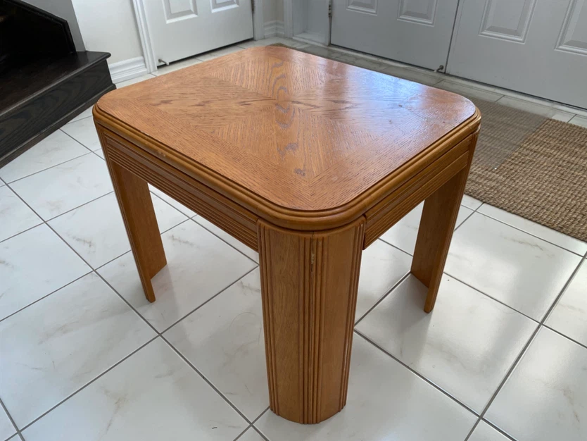 Vintage Solid Wood Side / End Table