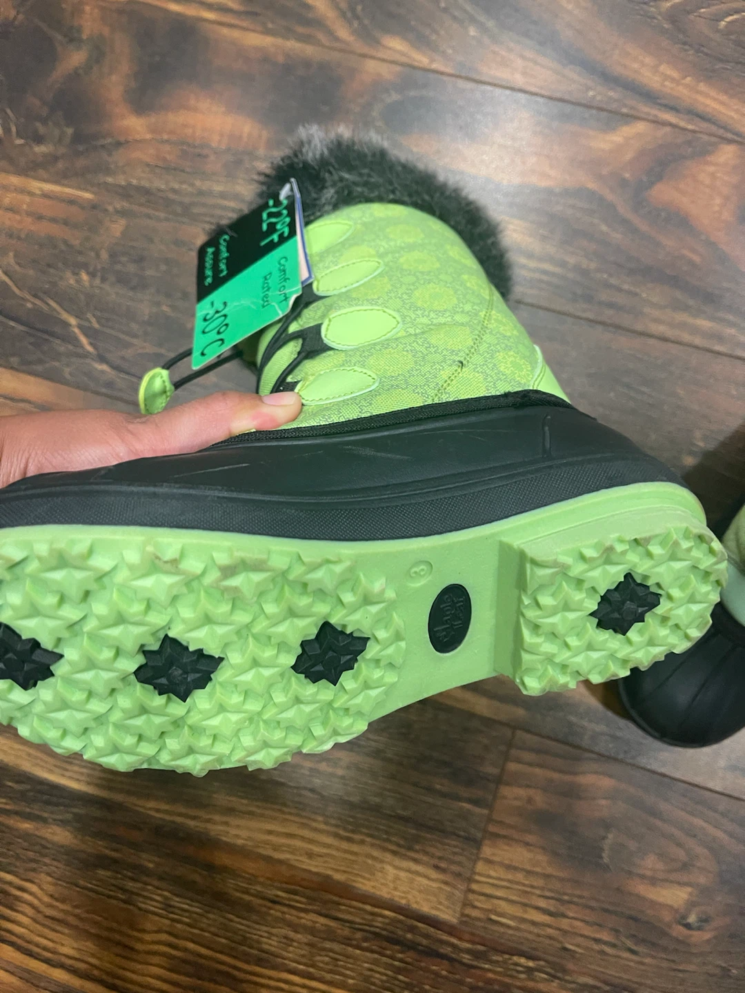 Maple Leaf Winter Boots Lime Green Size 3