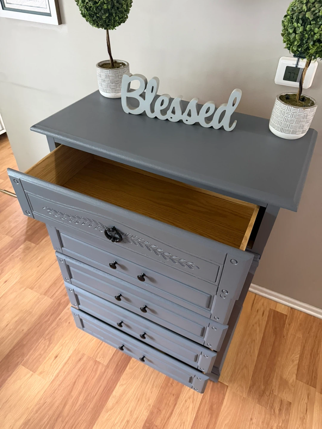✨🩶Beautiful solid dresser🩶✨ - photo 5