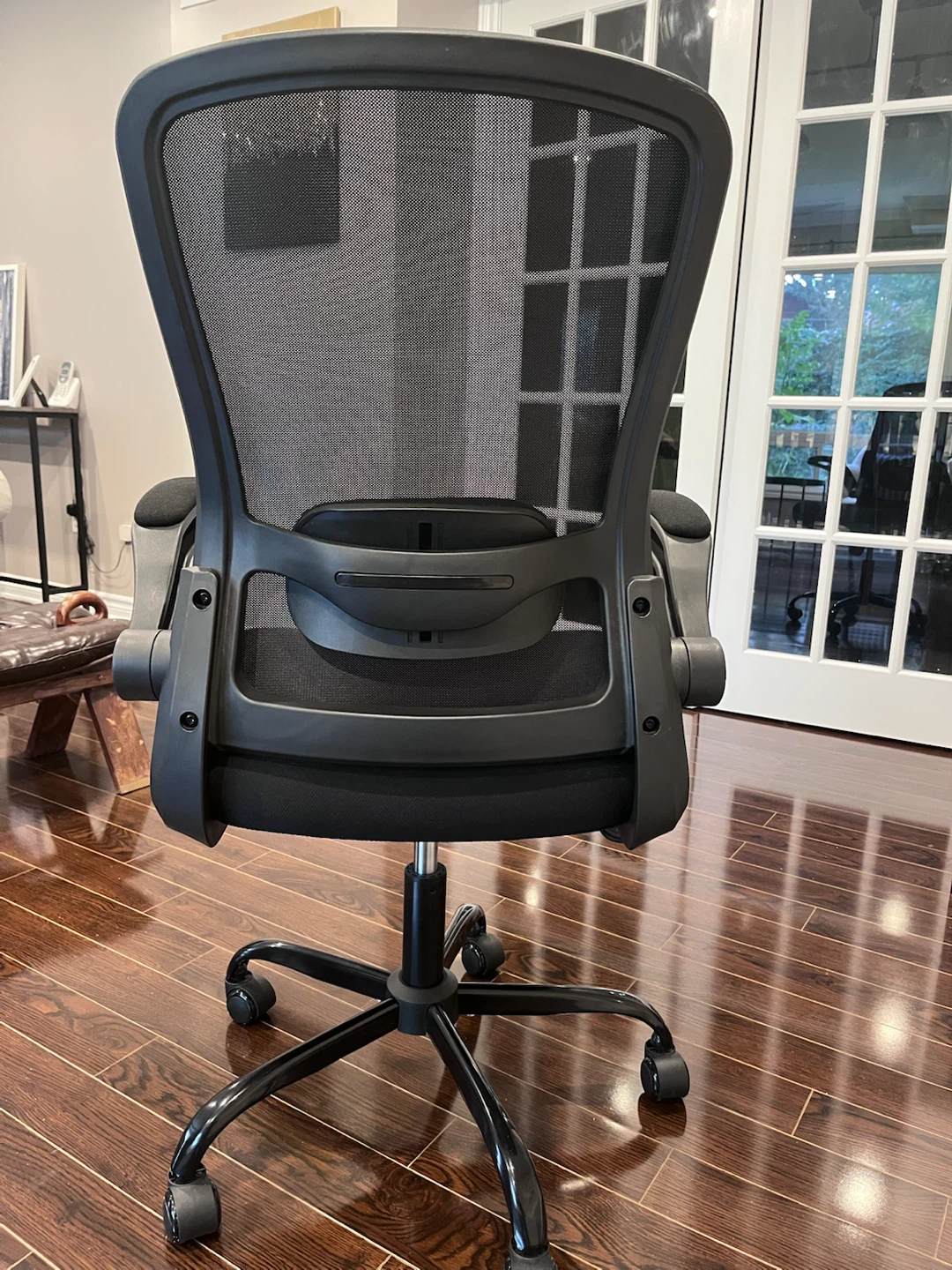 Black Ergonomic Mesh Office Chair - photo 3