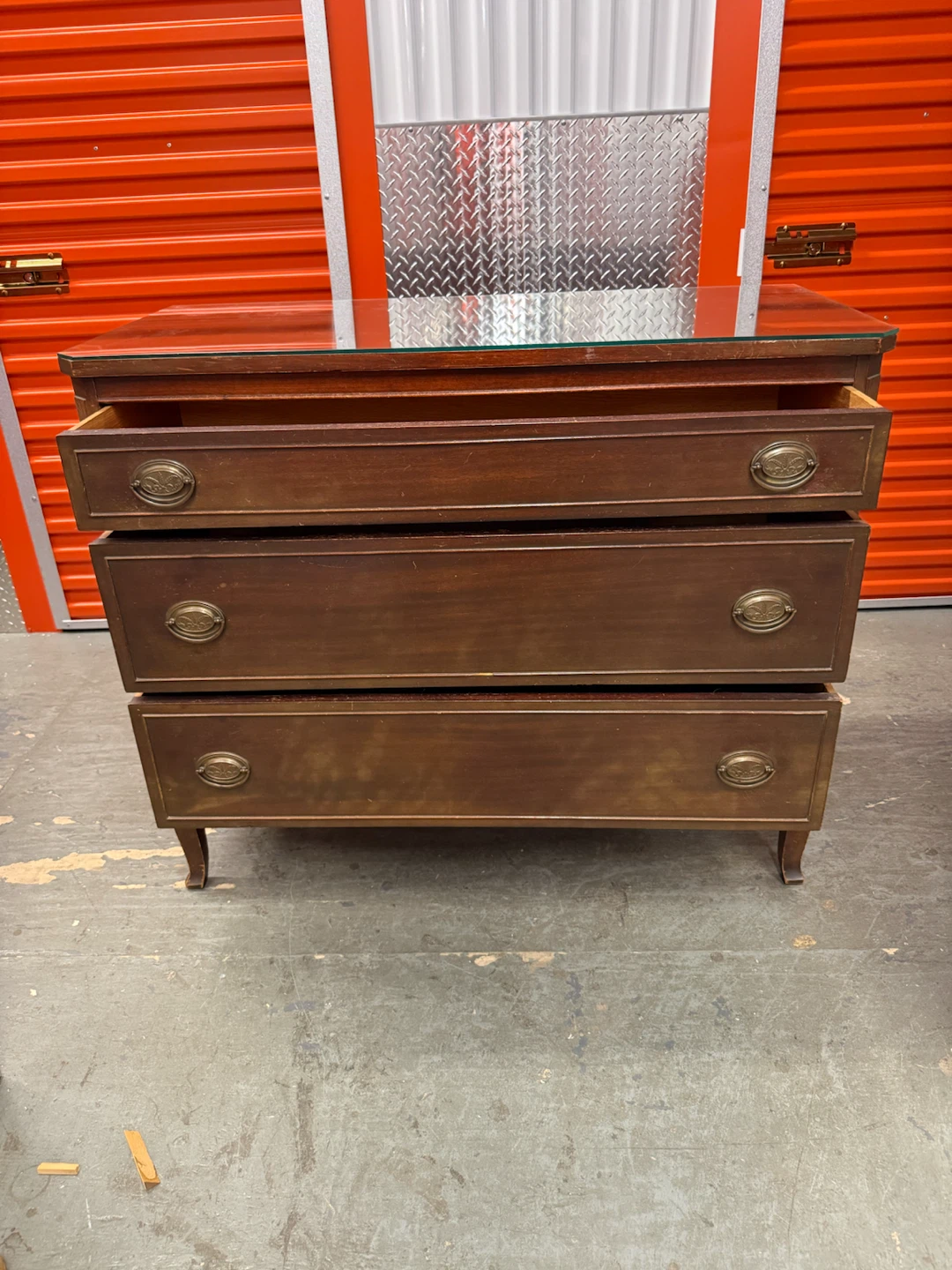 VINTAGE STYLE -3-DRAWER WOOD DRESSER CHEST