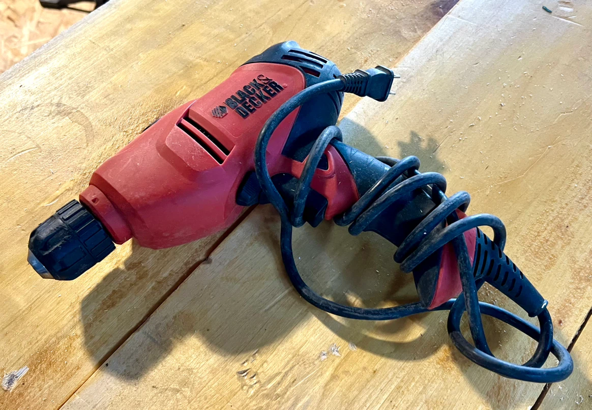 Black & Decker Corded Drill DR202 - photo 2