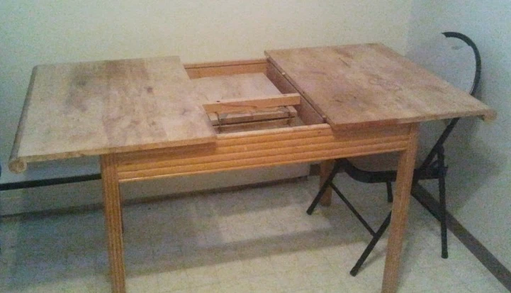 1940's kitchen table. - photo 4