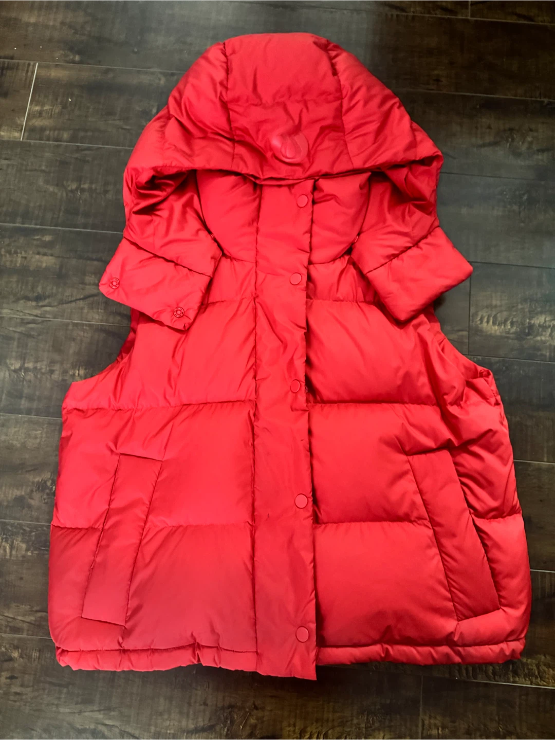 Lululemon Red wunder Cropped Puffer Vest
