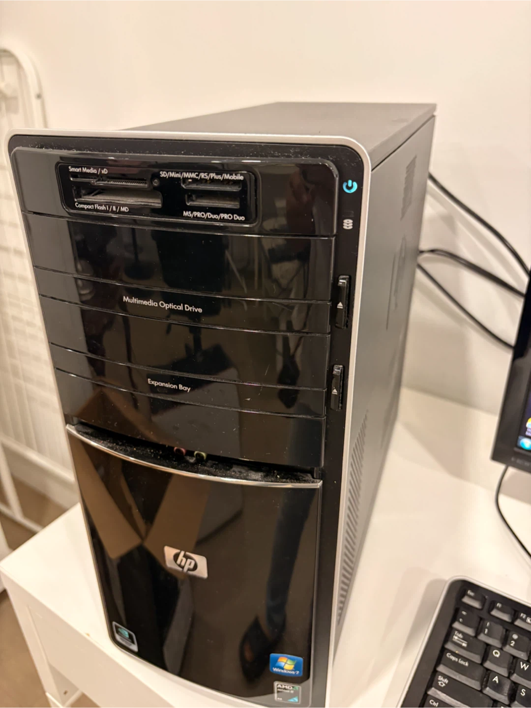 HP Pavilion p6211f Desktop PC with Keyboard and Monitor - photo 3