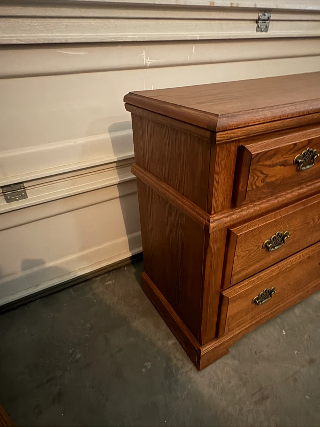 Solid Oak seven-Drawer Dresser - photo 4