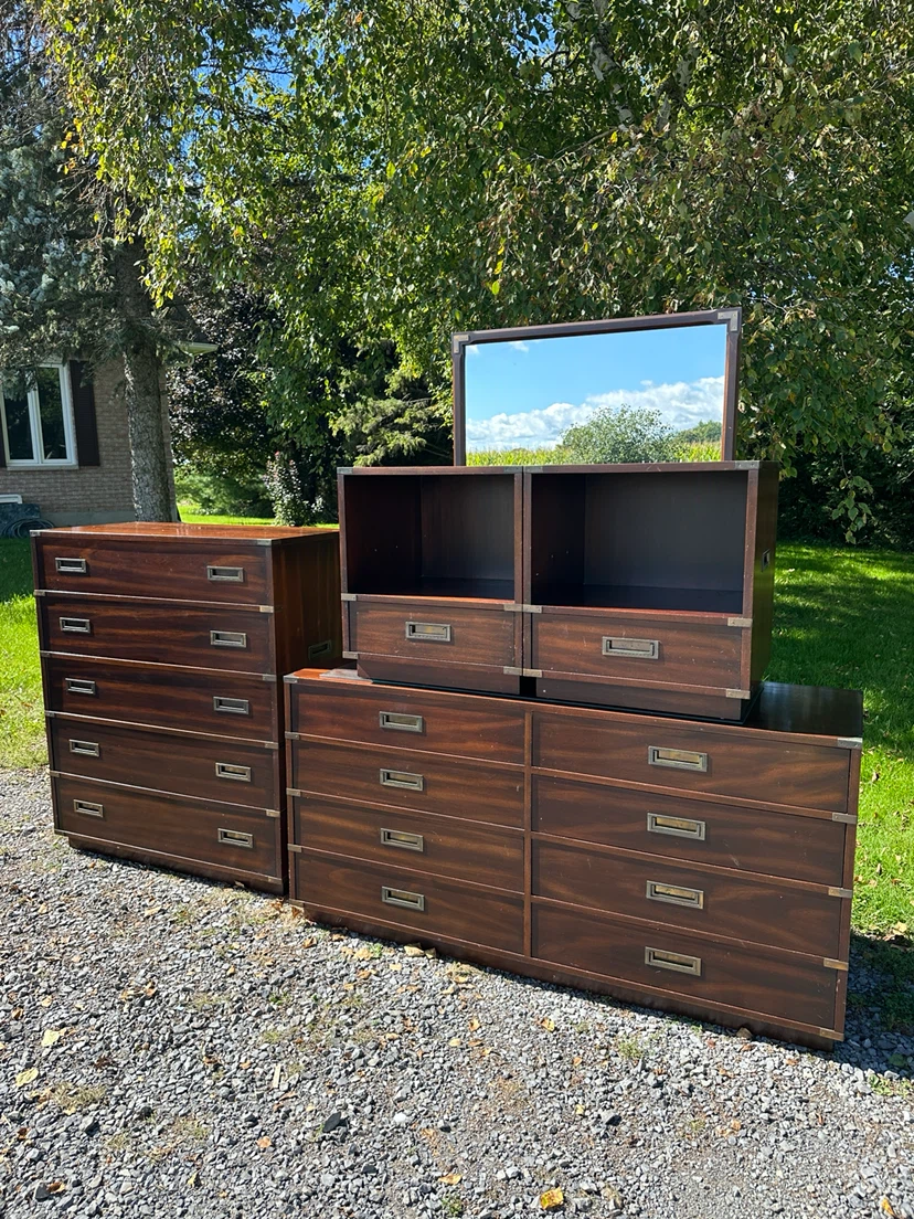 Vintage Gibbard Solid Mahogany Bedroom Set (CAN DELIVER) - photo 2