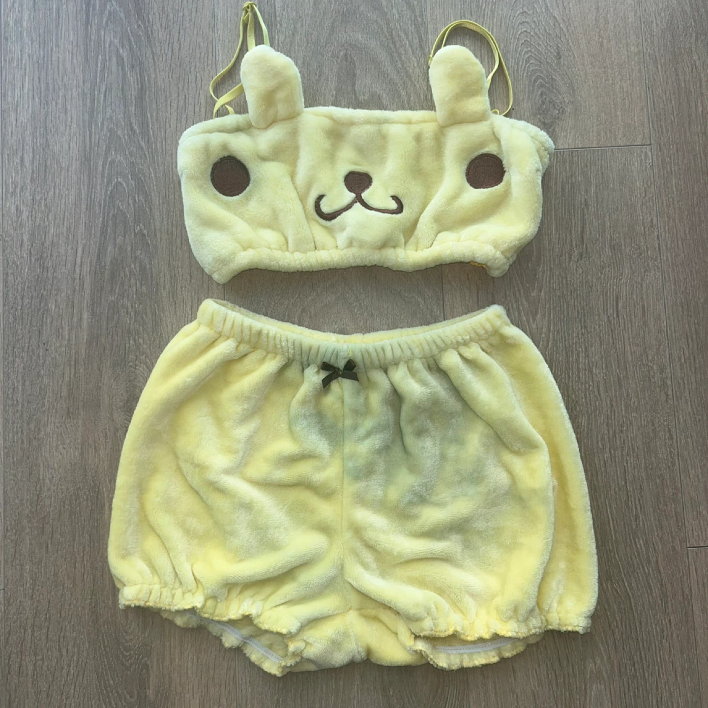 Sanrio Pompompurin Lounge Pajama Set