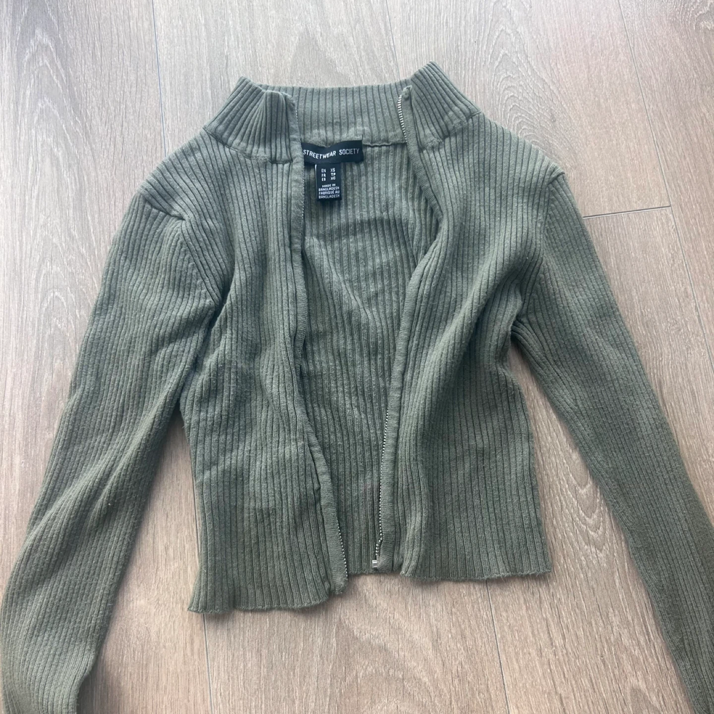 SWS Green Long Sleeve Top