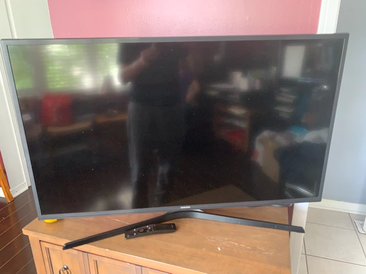 Samsung 40-inch LED Smart TV UN40KU6270