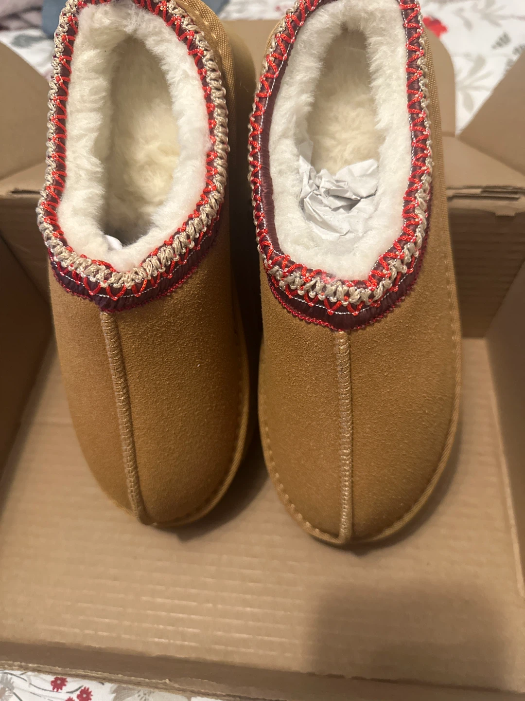 Tan Suede Slippers with Faux Fur Lining - photo 2