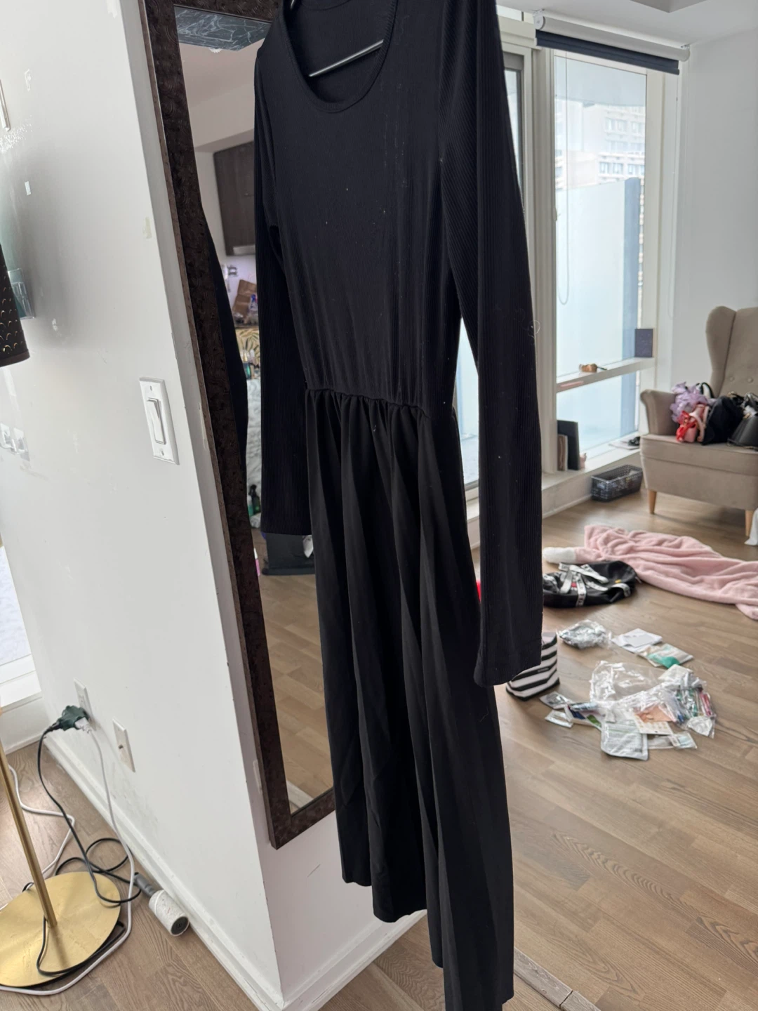 Ballet Core Black Long-Sleeve Ribbed Midi Dress - photo 3