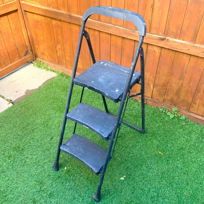 3 Step Folding Ladder Step Stool Portable Household Ladder Black - photo 2