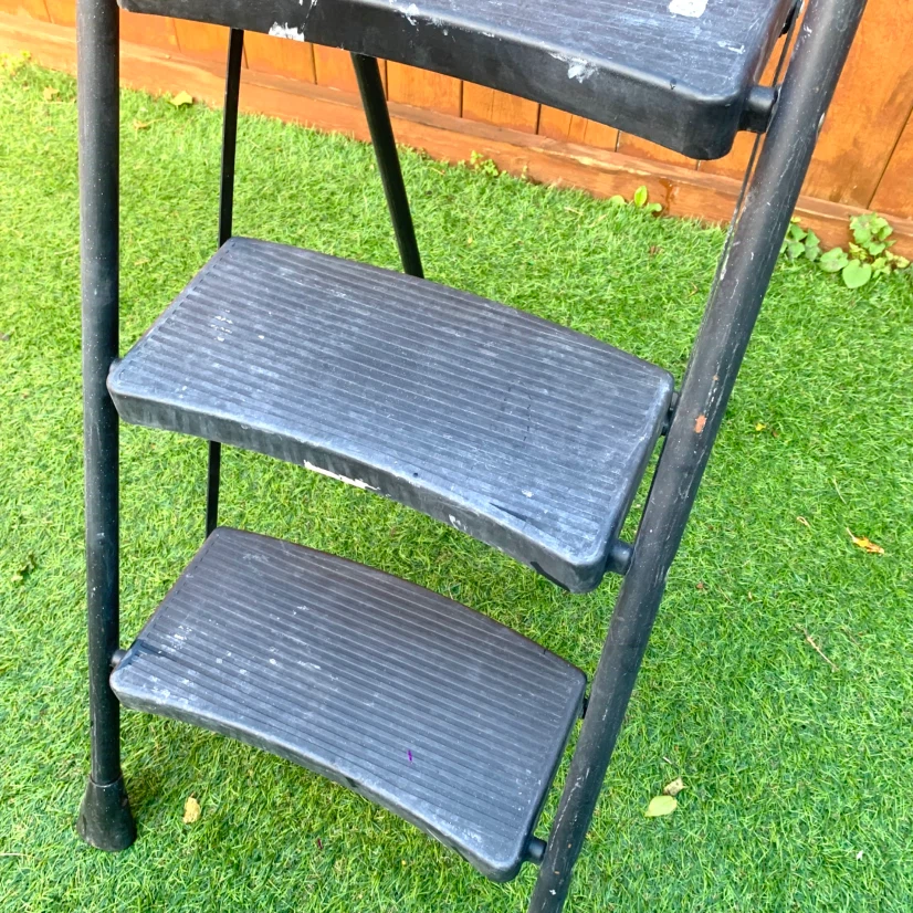 3 Step Folding Ladder Step Stool Portable Household Ladder Black - photo 5