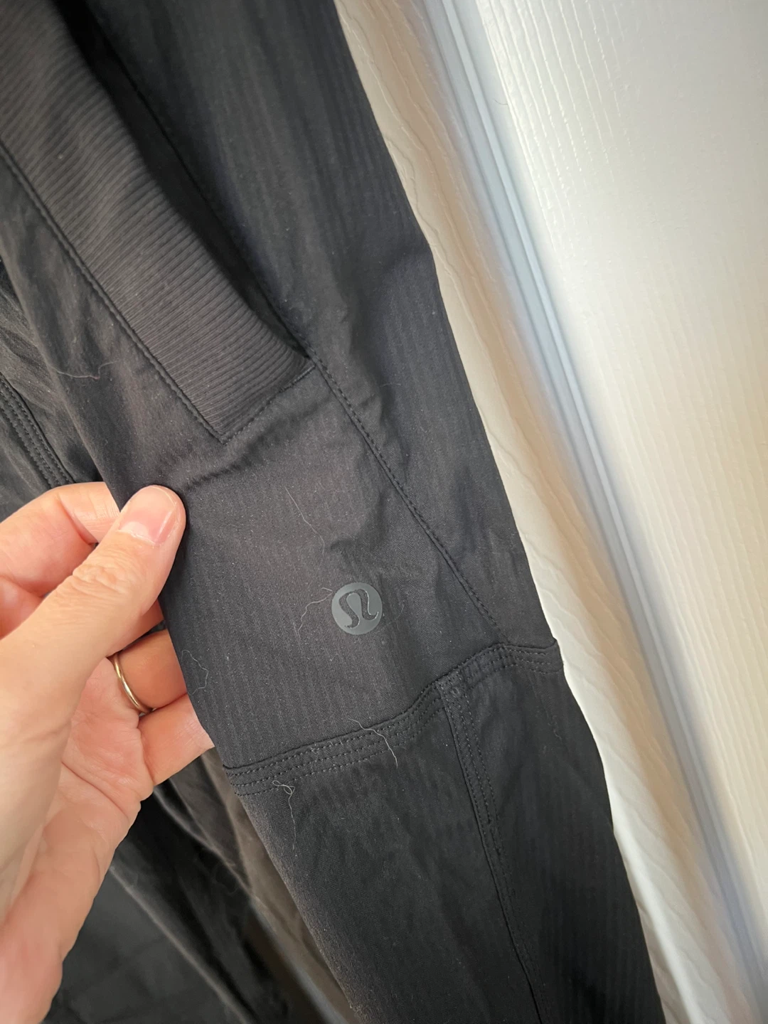 Size 10 black lulu dance studio pants - photo 4