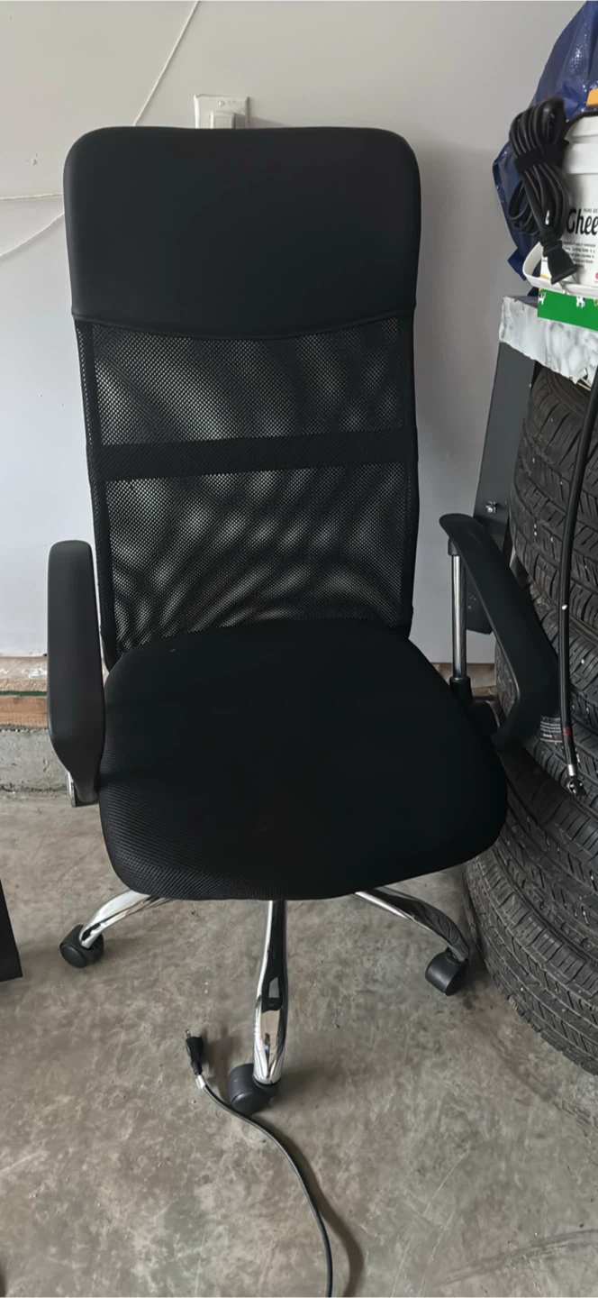 Black Mesh Office Chair