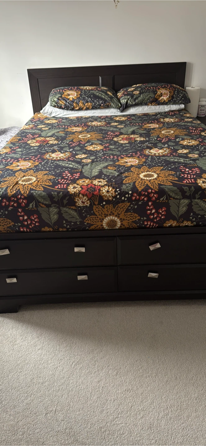 Dark Brown Wooden Storage Bed queen and dresser - photo 3
