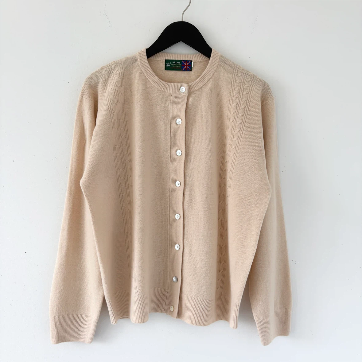 St.Louis Scottish 100% Cashmere Cardigan