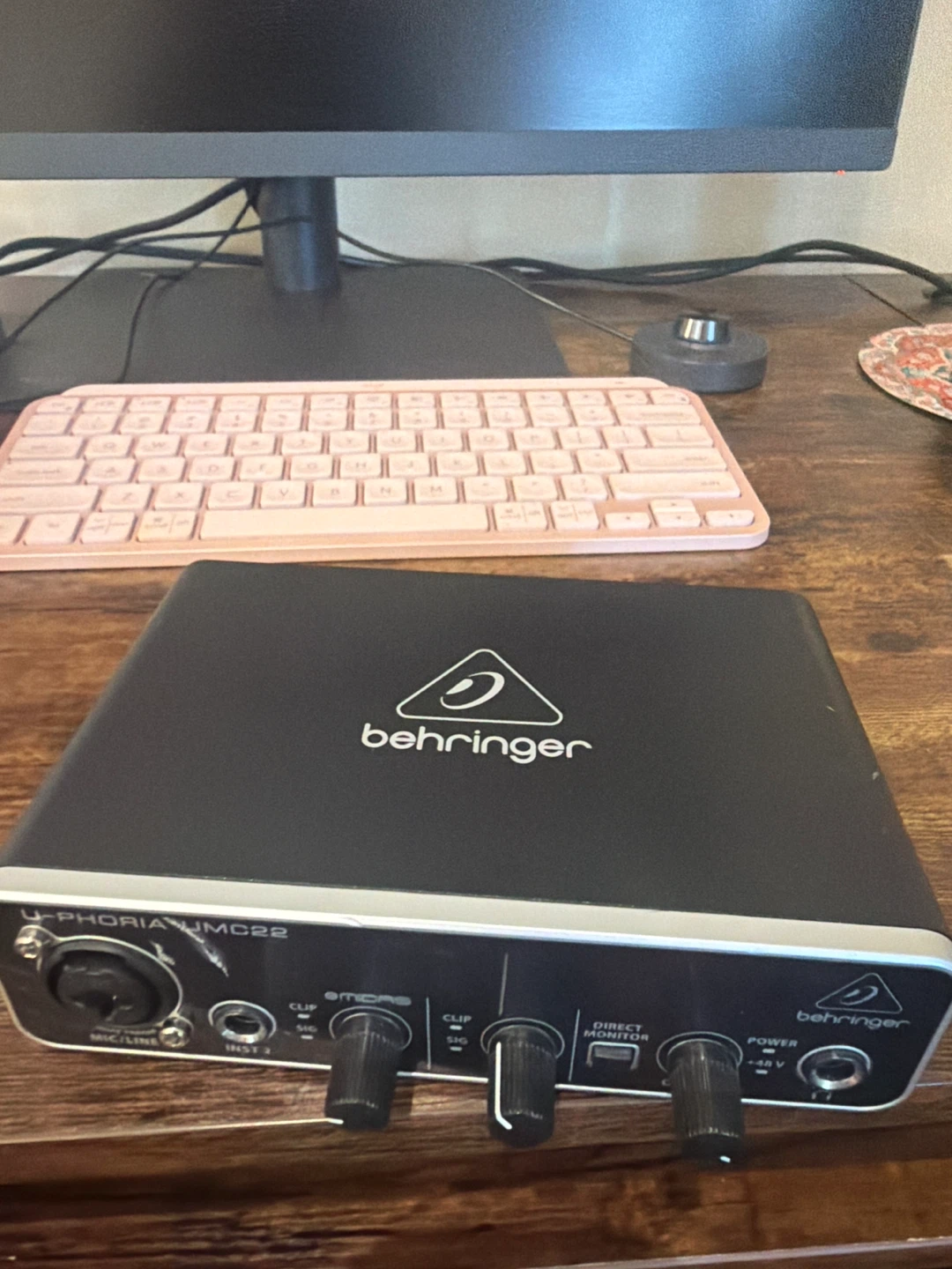 Behringer U-PHORIA UMC22 Audio Interface - photo 2