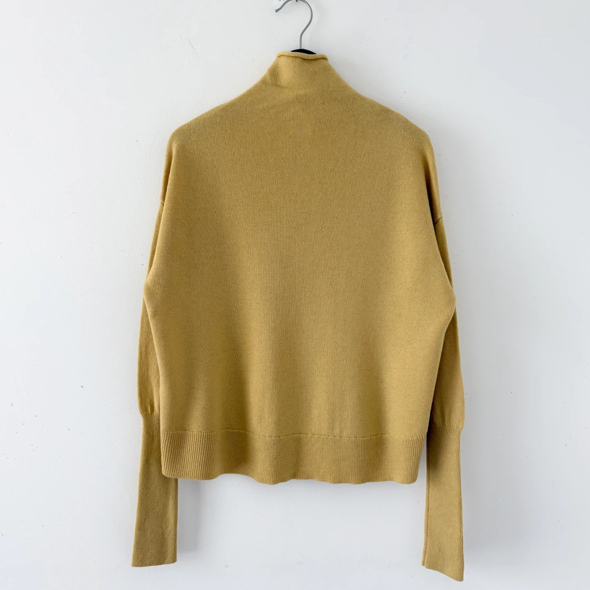 Aritzia Wilfred Cyprie 100% Merino Wool Sweater - photo 2