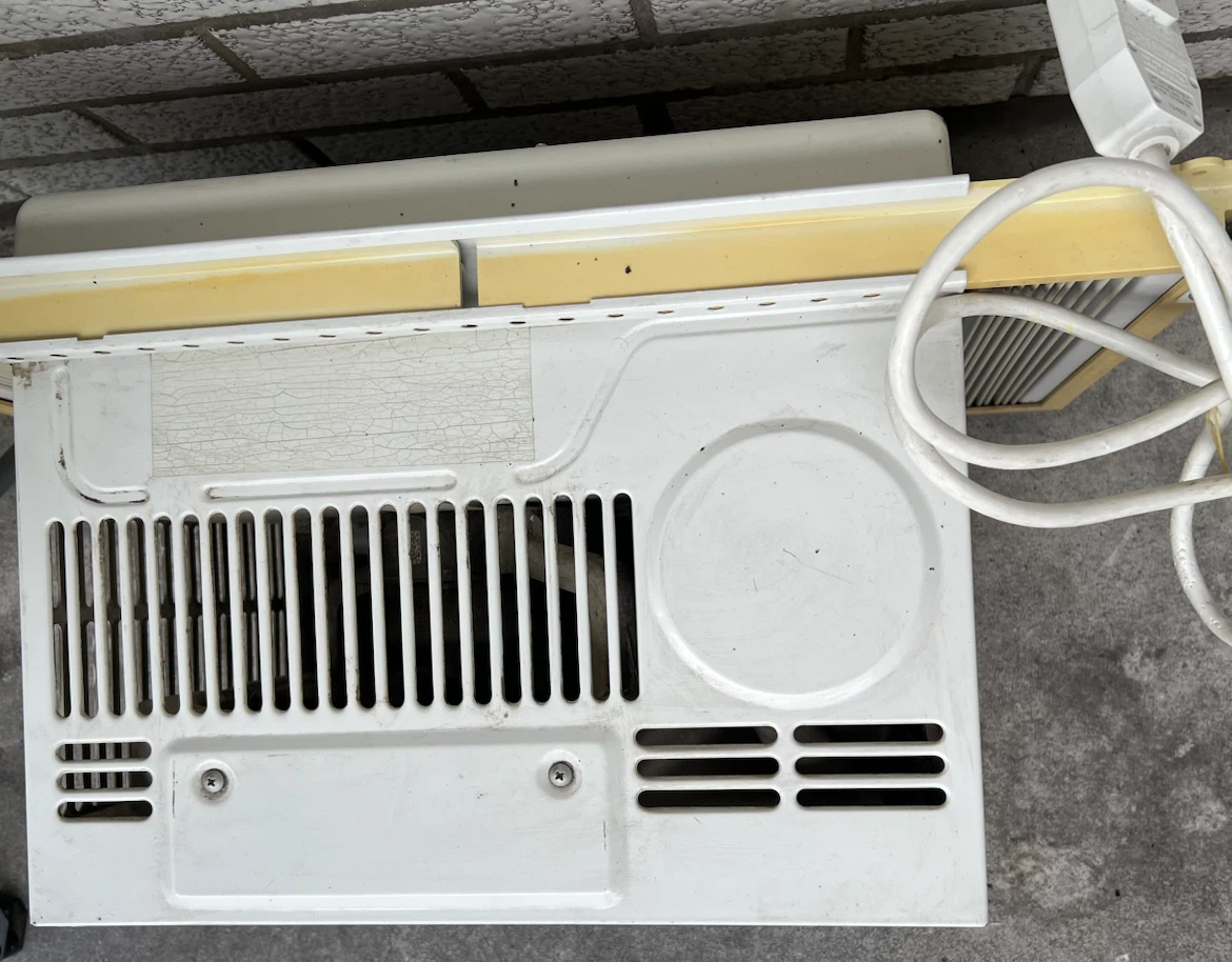 Mainstays Window Air Conditioner - photo 3
