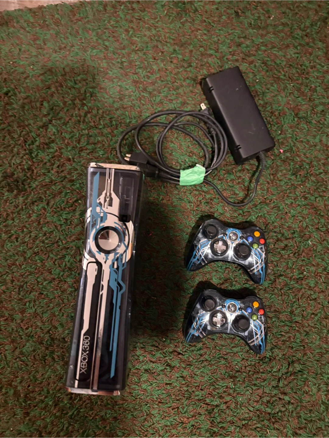 Halo 4 edition Xbox 360 console - photo 3