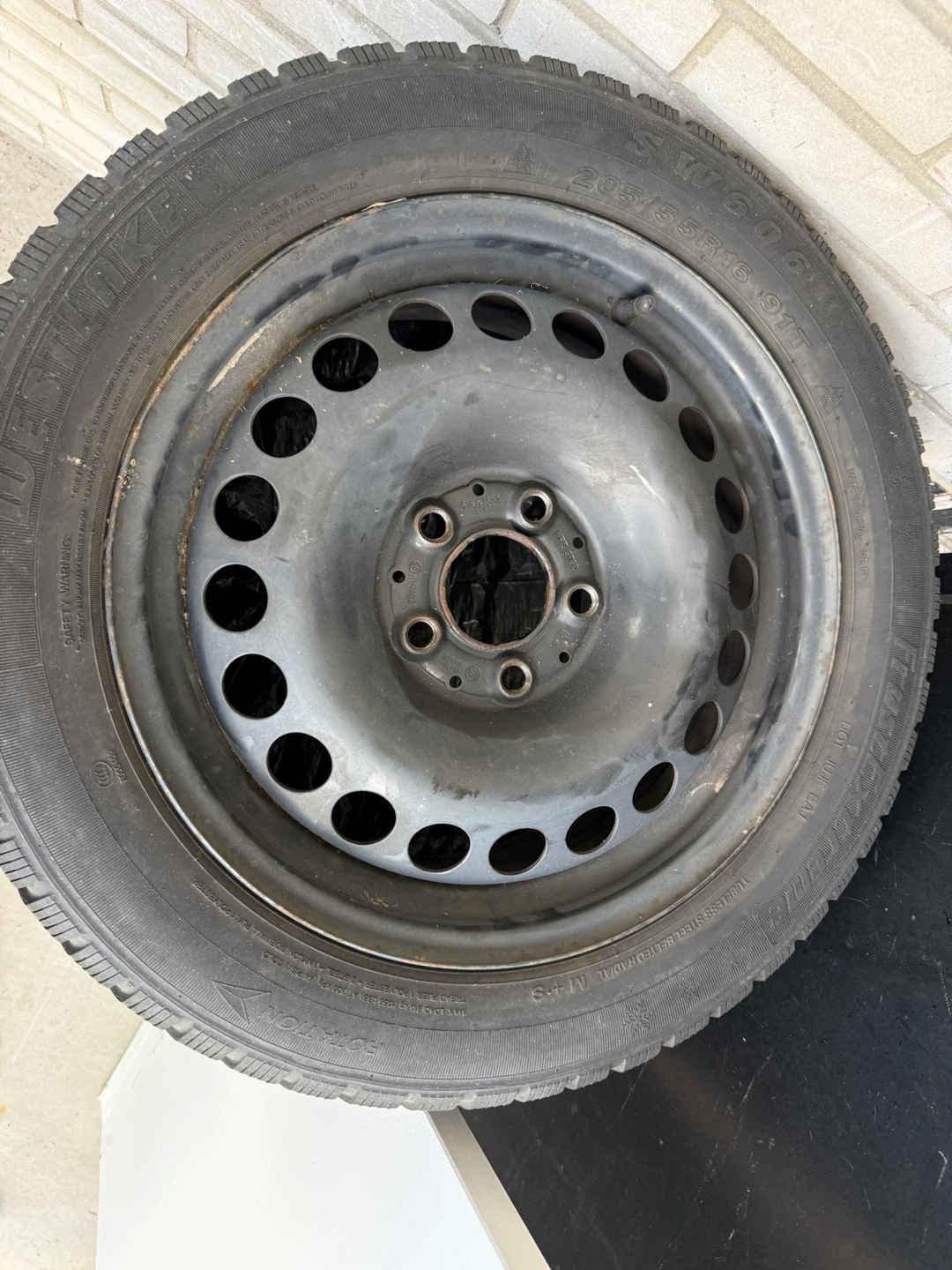 Set of 4 Winter Tires on Steel Rims 205/55R16