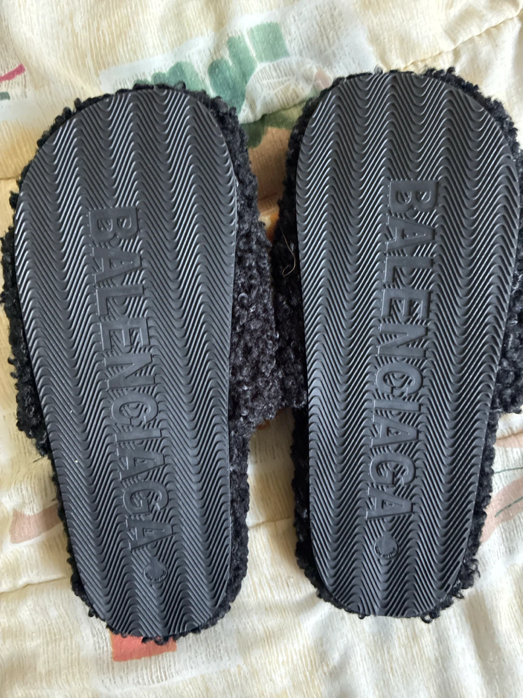 Balenciaga Black Fur Slides - photo 3