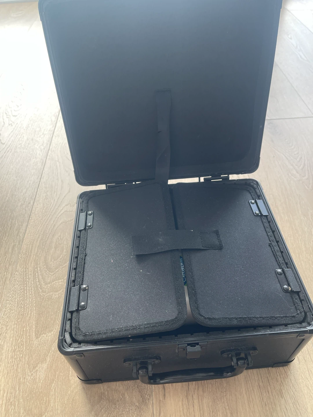 Black Makeup Travel Case - photo 4