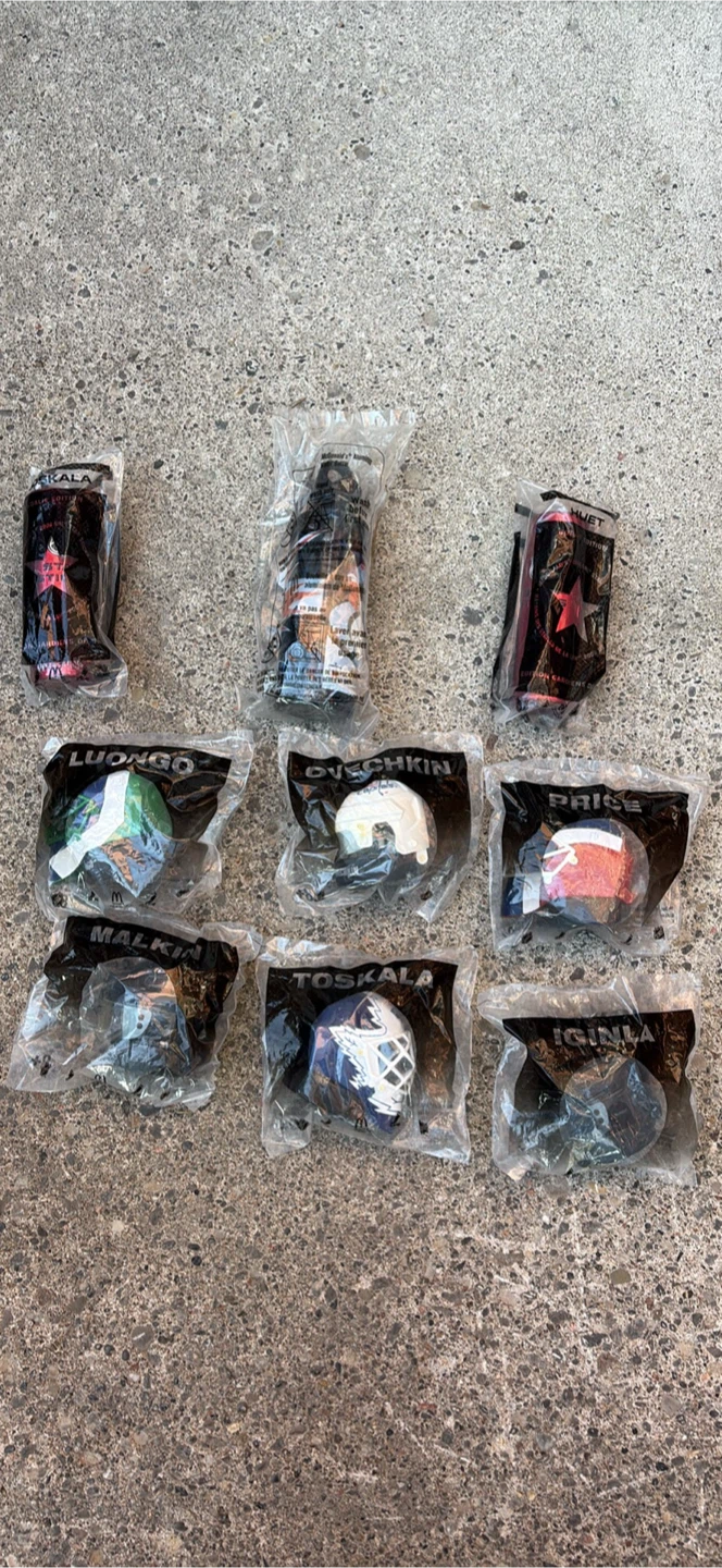 Set of 8 McDonald's NHL Mini Hockey Collectibles - photo 2